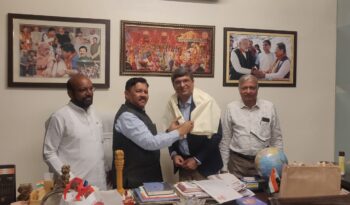 Dr Rishi's meeting with Shri Shyam Jaju Ji